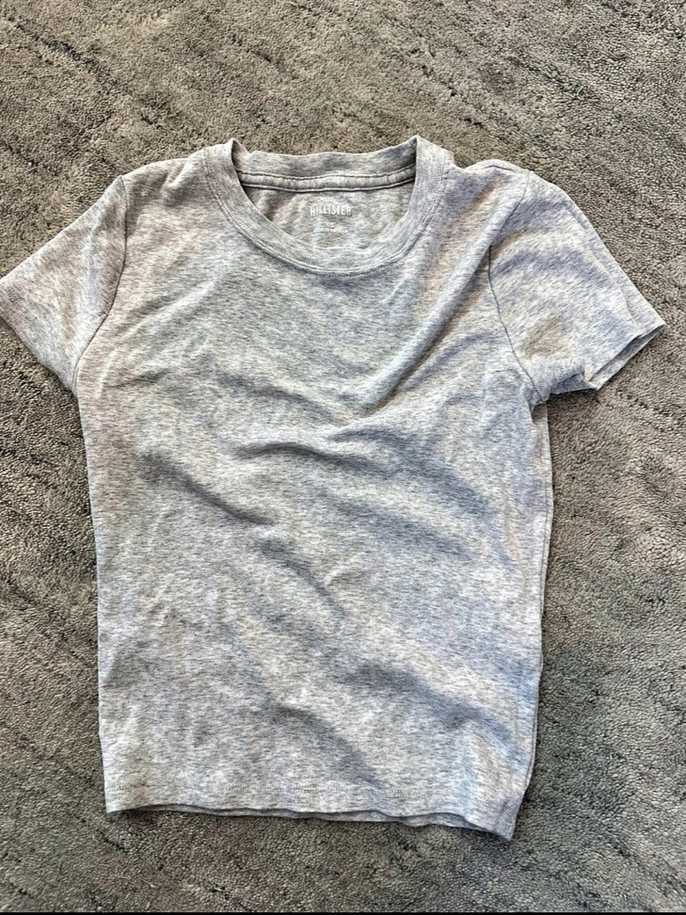 Hollister Short Sleeve T-Shirt in Gray